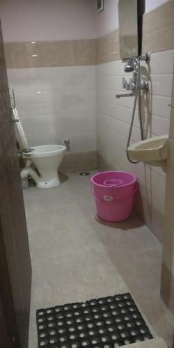 Osahan Paradise Homestay Near Golden Temple And Park View
