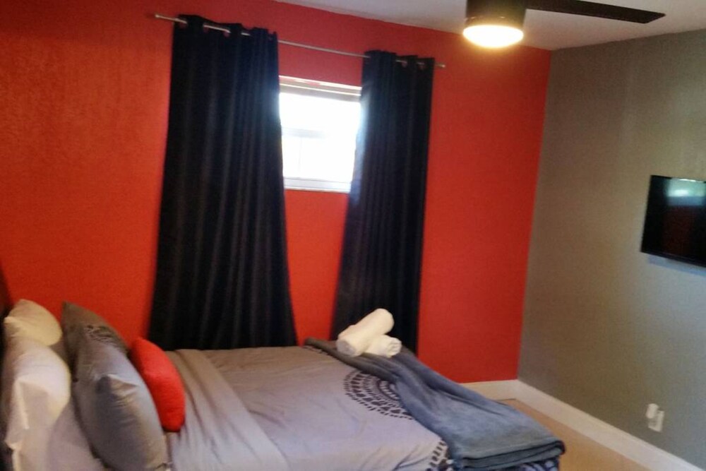 Beautiful Lakeview Sunsets Resort 3BR - photo 9