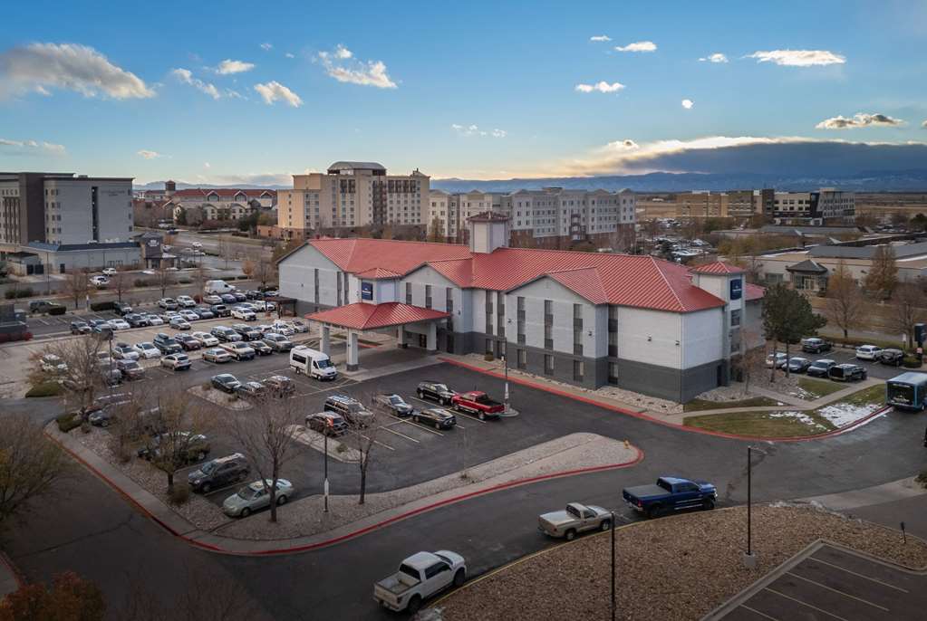 AmericInn by Wyndham Denver Airport - photo 4