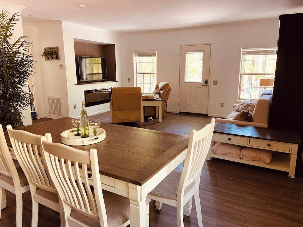 Swan Lake Resort Rentals - photo 115