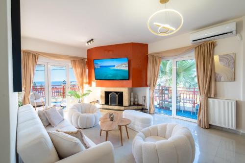 VDG Luxury Seafront Residence — 4-Star Luxury Hotel in Rethymno, Greece