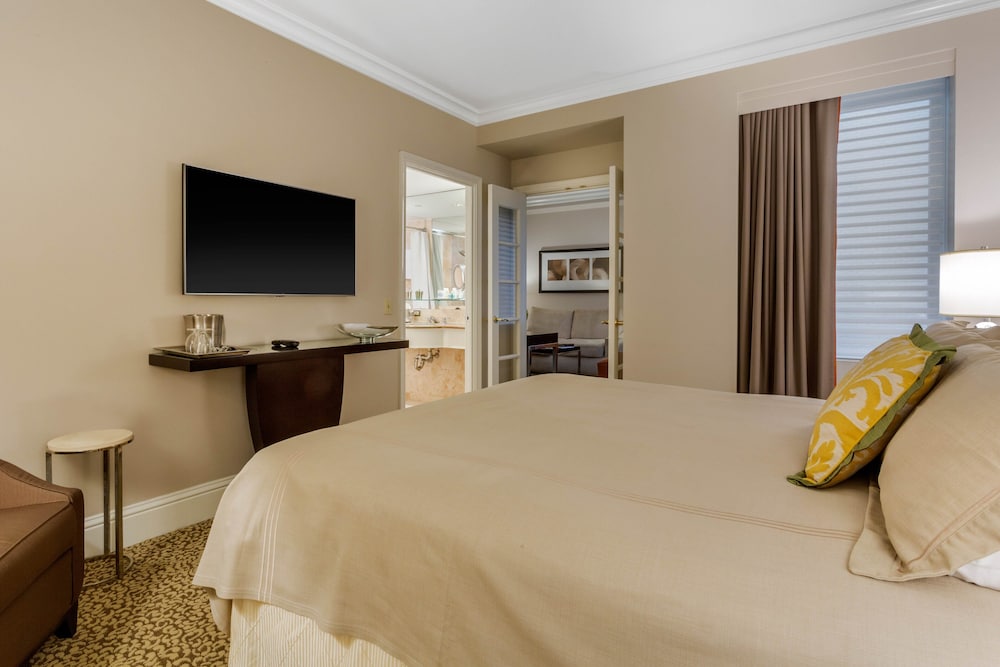 Omni Berkshire Place - photo 50