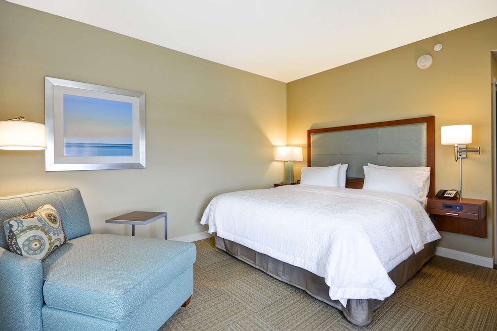 Hampton Inn & Suites Charleston Airport - photo 27