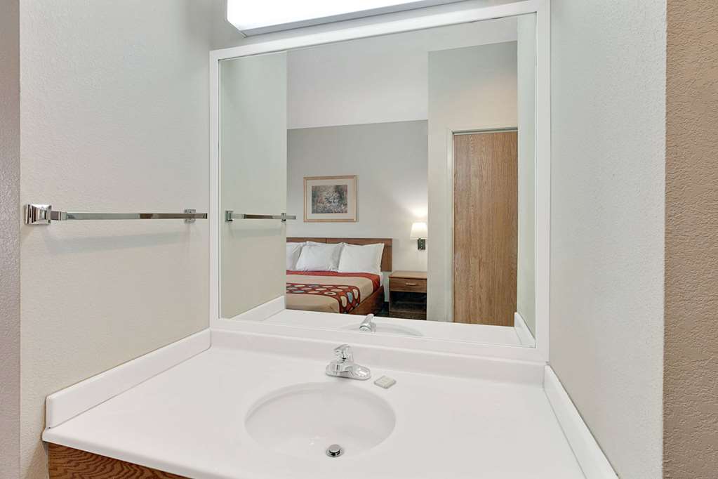 Super 8 by Wyndham Hampshire IL - photo 13