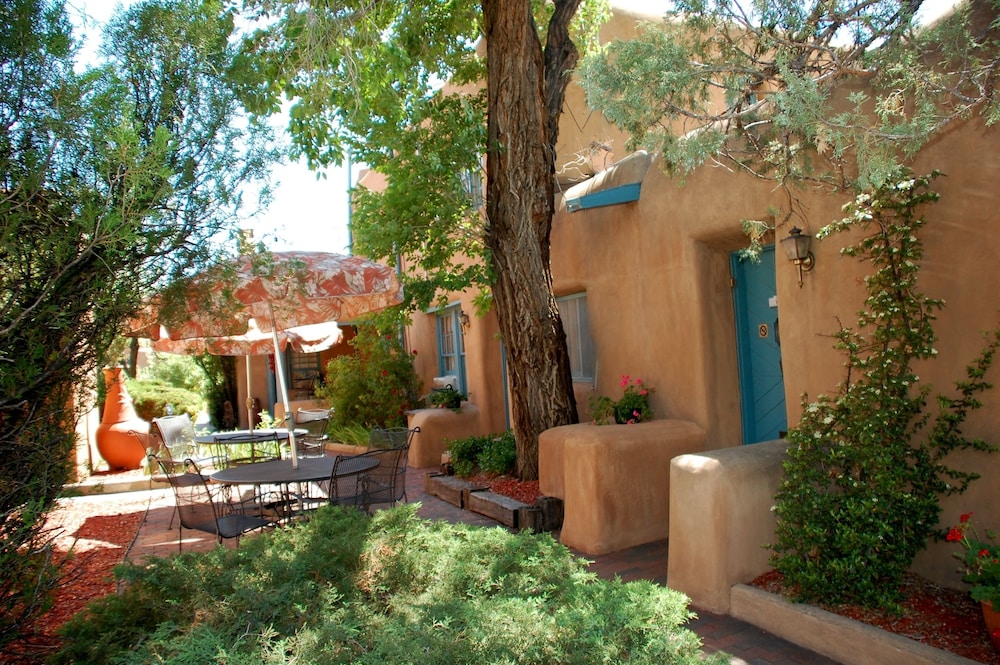 Pueblo Bonito Inn - photo 33