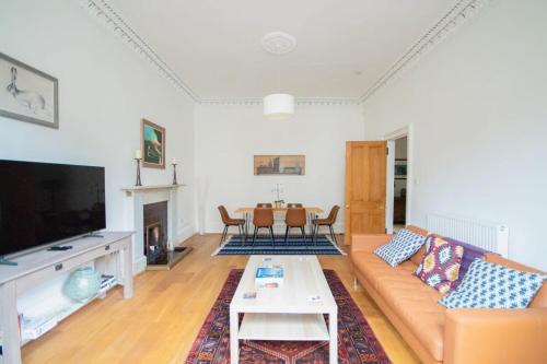 Stunning 3 Bed Flat in the Heart of the West End in Glasgow, United Kingdom