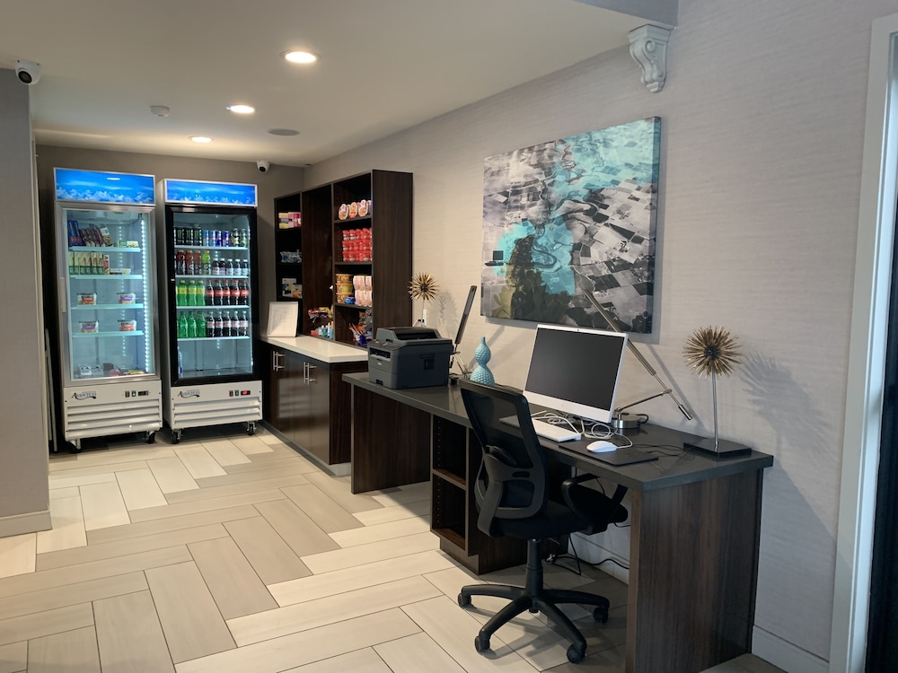 Best Western Apricot Inn - photo 23