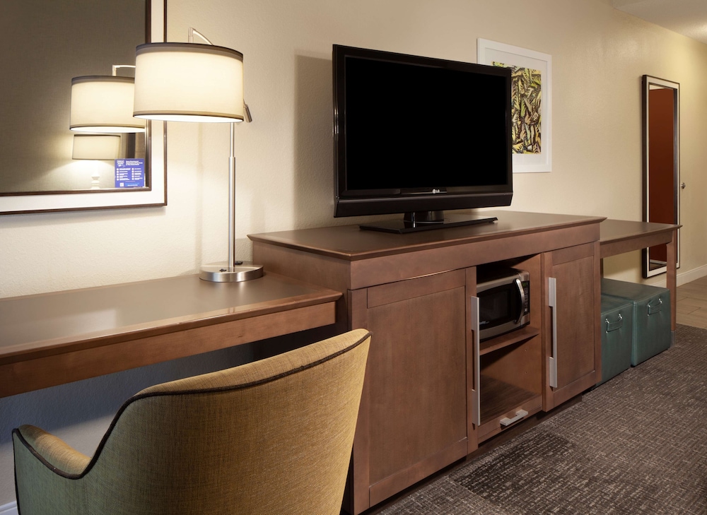 Hampton Inn Lawrenceville - photo 14