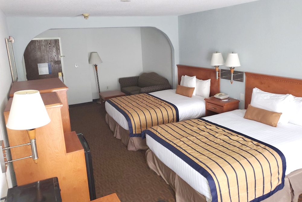 Coratel Inn & Suites by Jasper New Braunfels IH 35 EXT 189 - photo 11