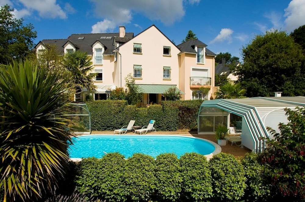 Hotel & Spa Le Parc Er Greo — hotel in Arradon