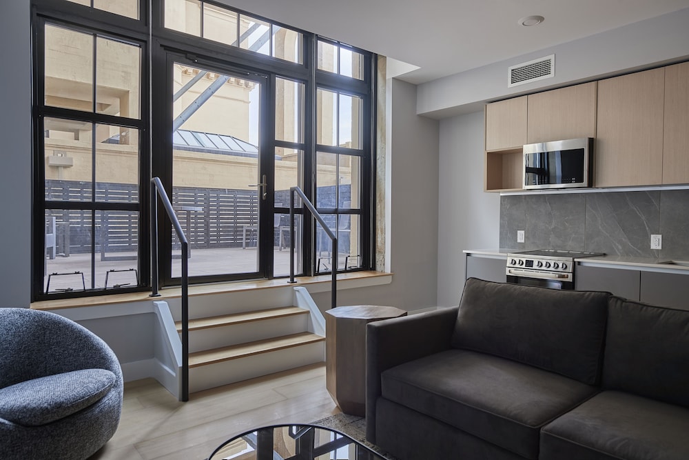 Riversuites at The Battery - photo 16