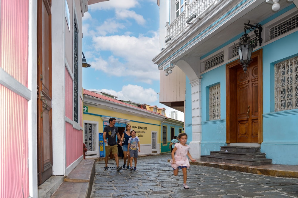 River Garden Hotel & Suites in Guayaquil, Ecuador