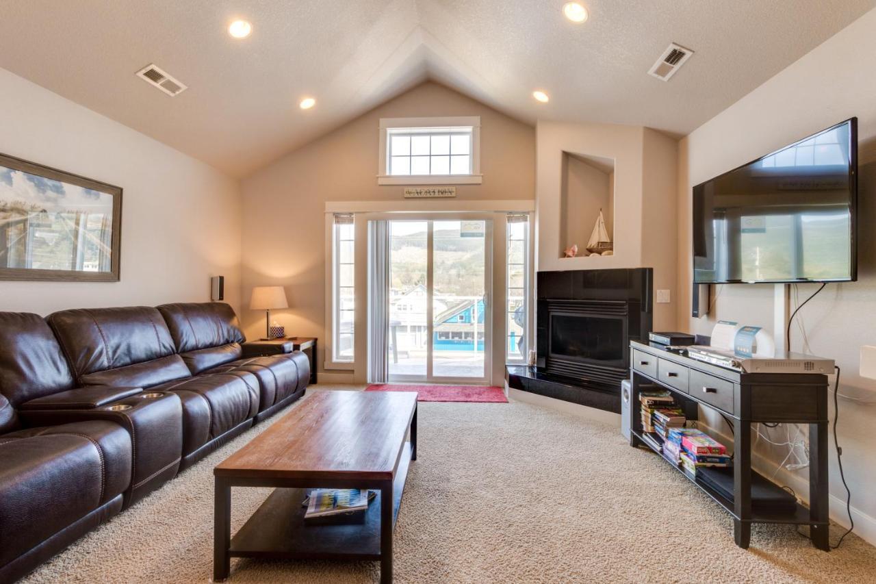 A Place away from the Pace in Rockaway Beach, United States