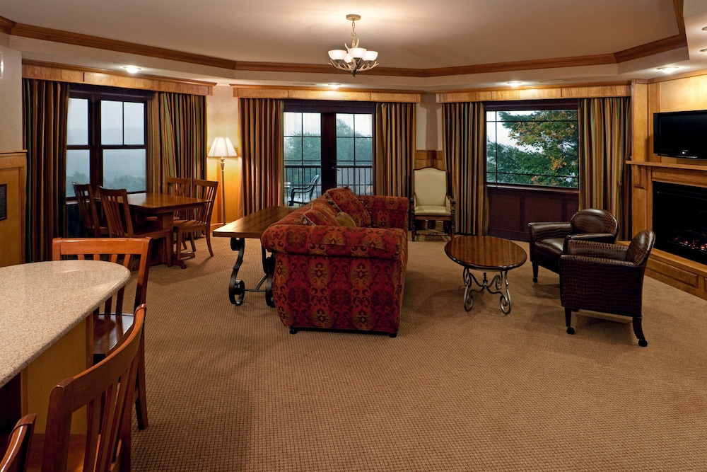 Crowne Plaza Lake Placid - photo 6