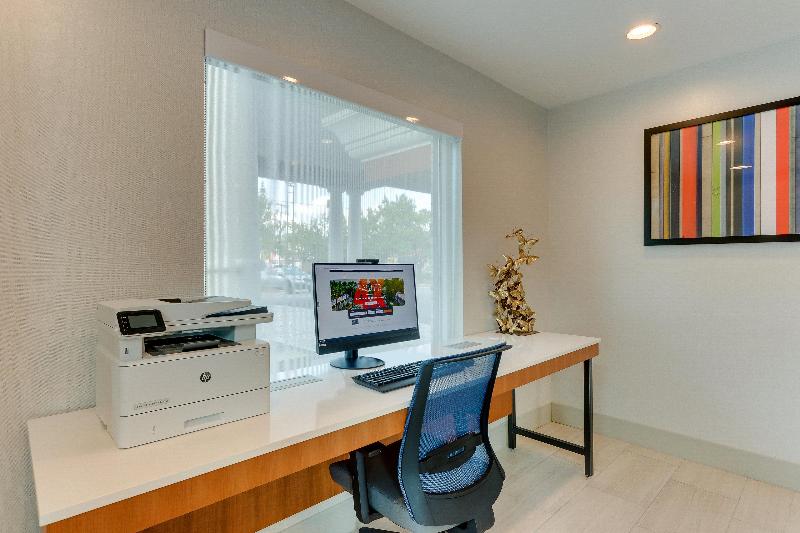 Holiday Inn Express & Suites Corbin by IHG - photo 9