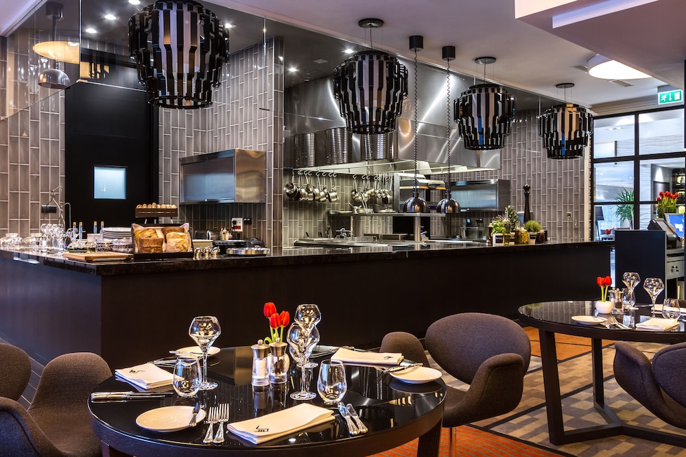 מזון ומשקאות