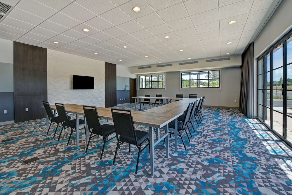 Home2 Suites by Hilton Atascadero CA - photo 46
