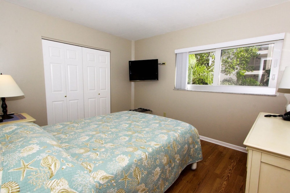Gulfview Manor Resort - photo 2
