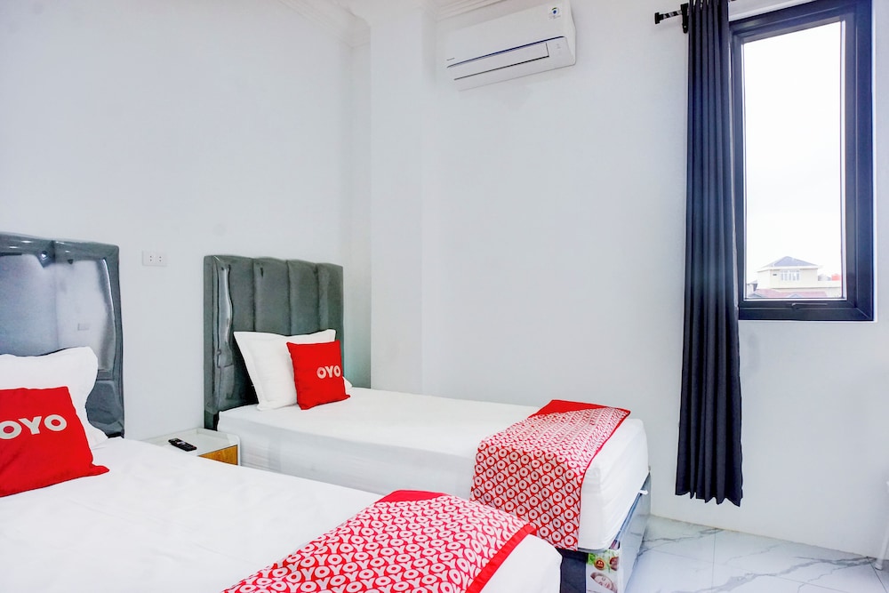 Capital O 94254 Dental Inn in Banda Aceh, Indonesia