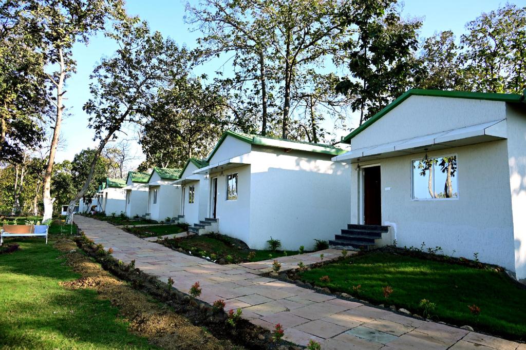 The Golden Woods Resort in Pachmarhi, India