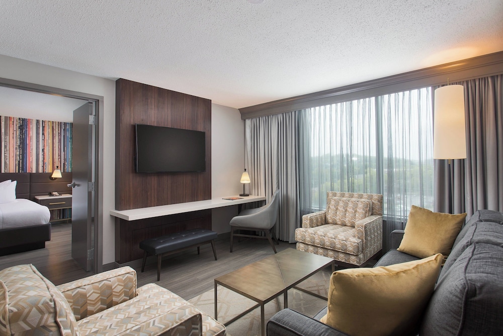 Nashville Marriott at Vanderbilt University - photo 16