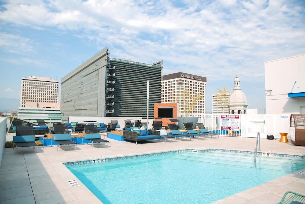 Fully Furnished Suites near Little Tokyo - featured photo