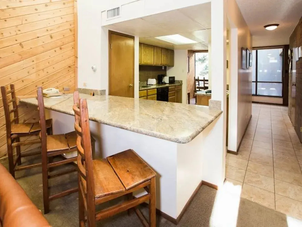 Park Avenue Condominiums Park City Resort Lodging - photo 31