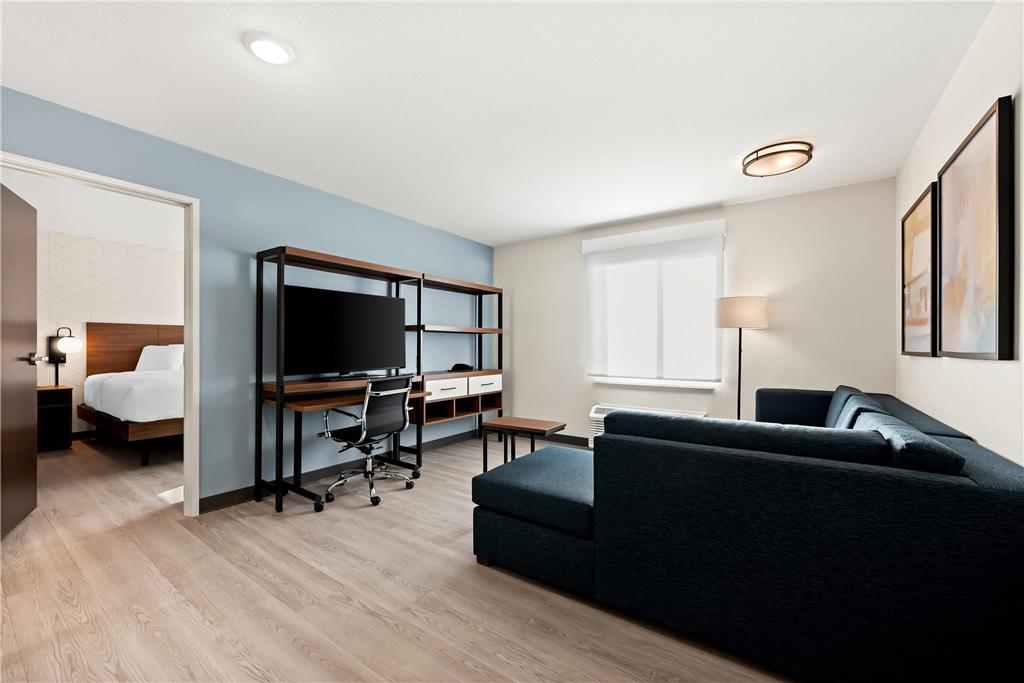 Everhome Suites Huntsville Research Park - photo 27
