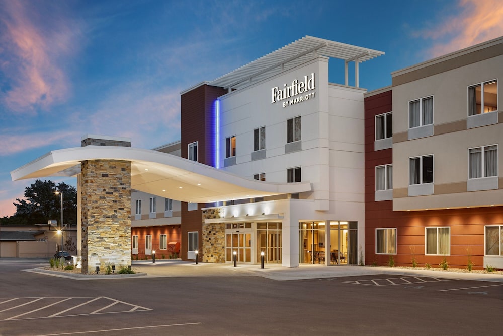 Fairfield by Marriott Inn & Suites Yankton - photo 31