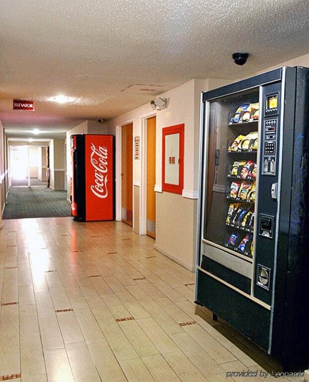 Motel 6 Van Nuys - photo 17