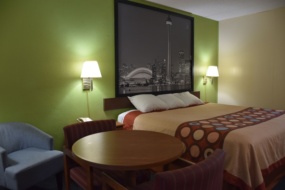 Super 8 by Wyndham Tifton - photo 18
