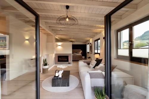 LOFT19 Neu Design Luxus Maisonette Balkon für 2 Personen — 4-Star Luxury Hotel in Traben-Trarbach, Germany