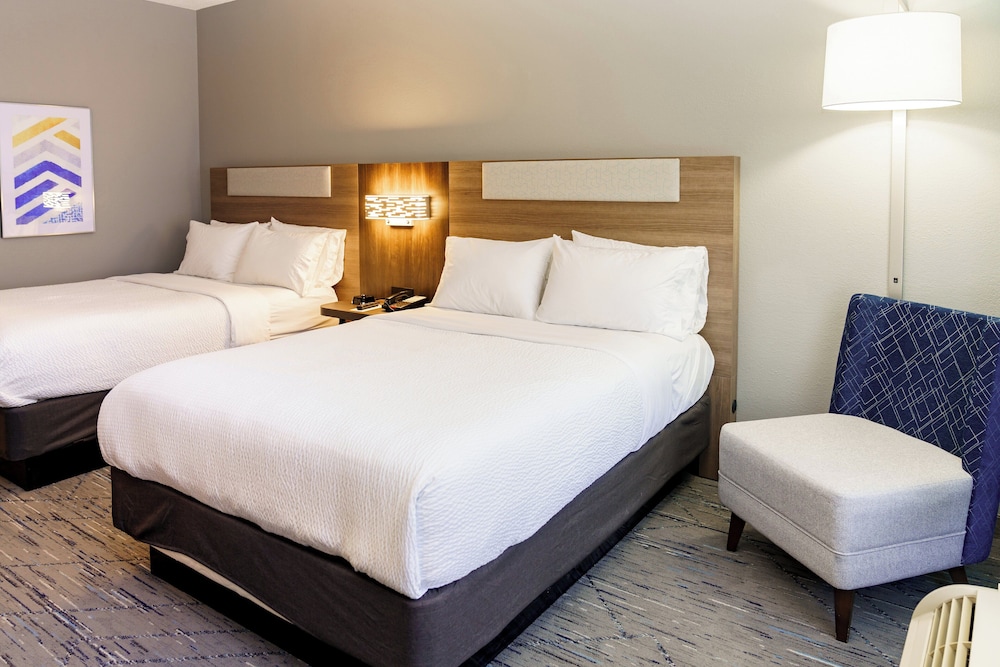 Holiday Inn Express Hotel & Suites Raleigh SW NC State by IHG - photo 31
