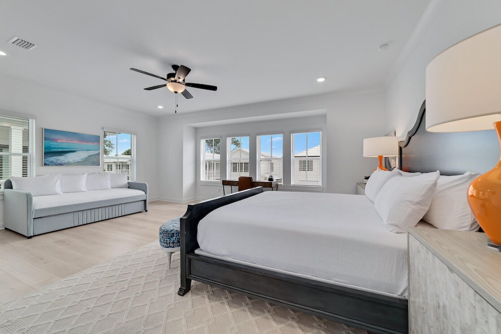 The Orangery — Orange Beach — photo 2
