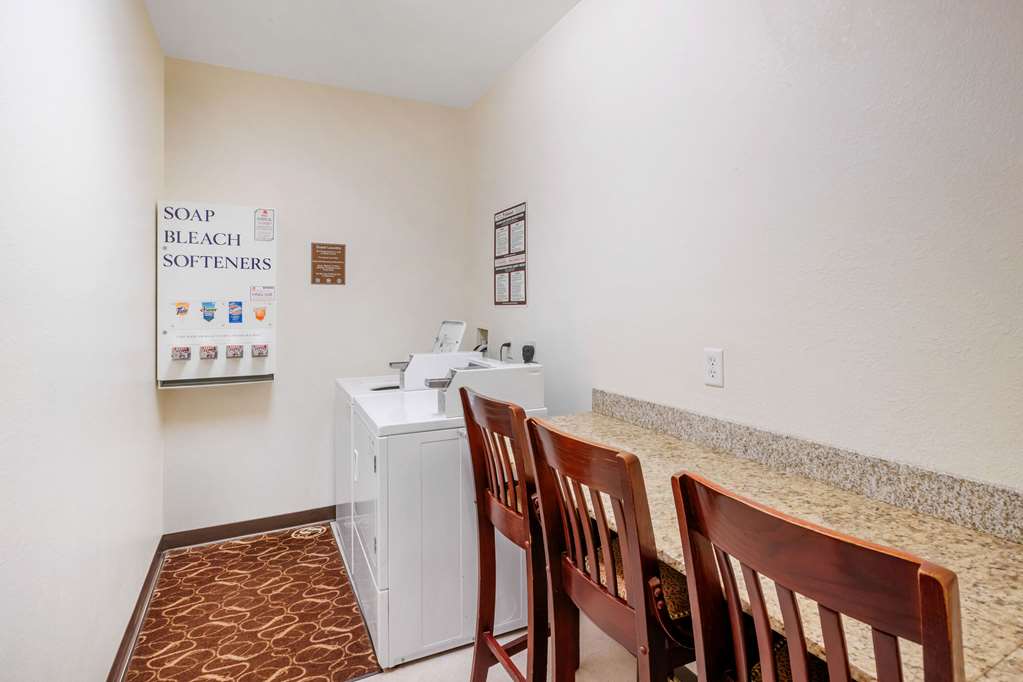 Comfort Suites Burlington - photo 36