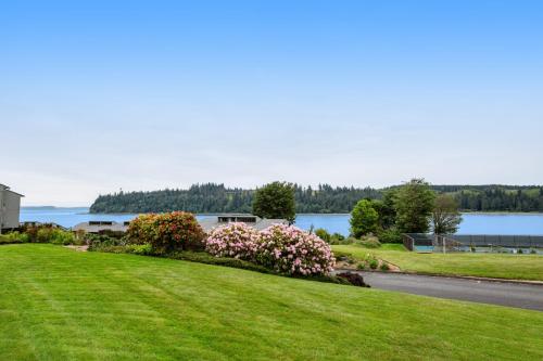 Ludlow Seaside Hale' — 4-Star Luxury Hotel in Port Ludlow, United States