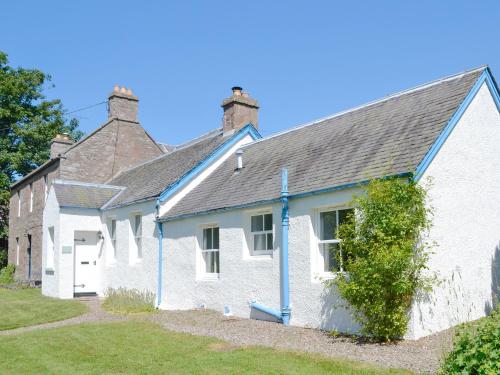 The Old School House Cottage — 4-Star Luxury Hotel in Coupar Angus, United Kingdom