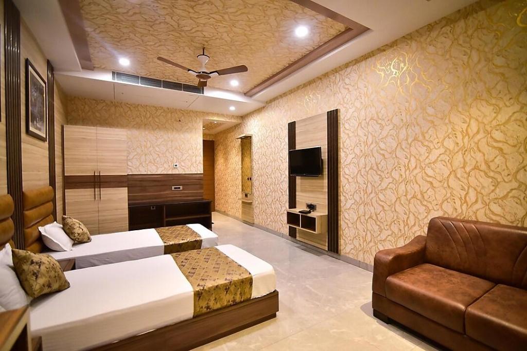 Hotel Trimurti — Ajodhya — photo 4
