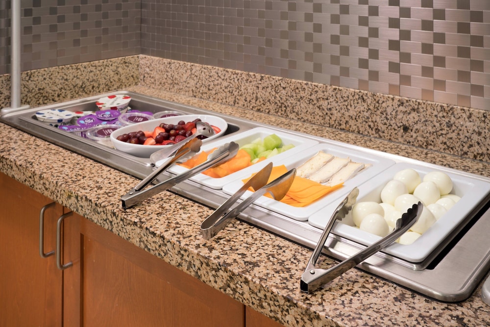 Residence Inn by Marriott Camarillo - photo 30