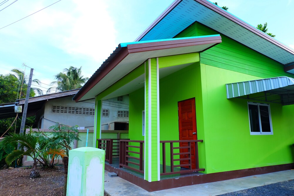 Buddy Inn in Don Sak, Thailand