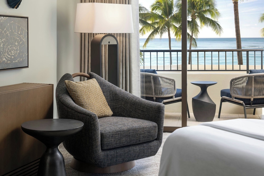 Moana Surfrider A Westin Resort & Spa Waikiki Beach - photo 59