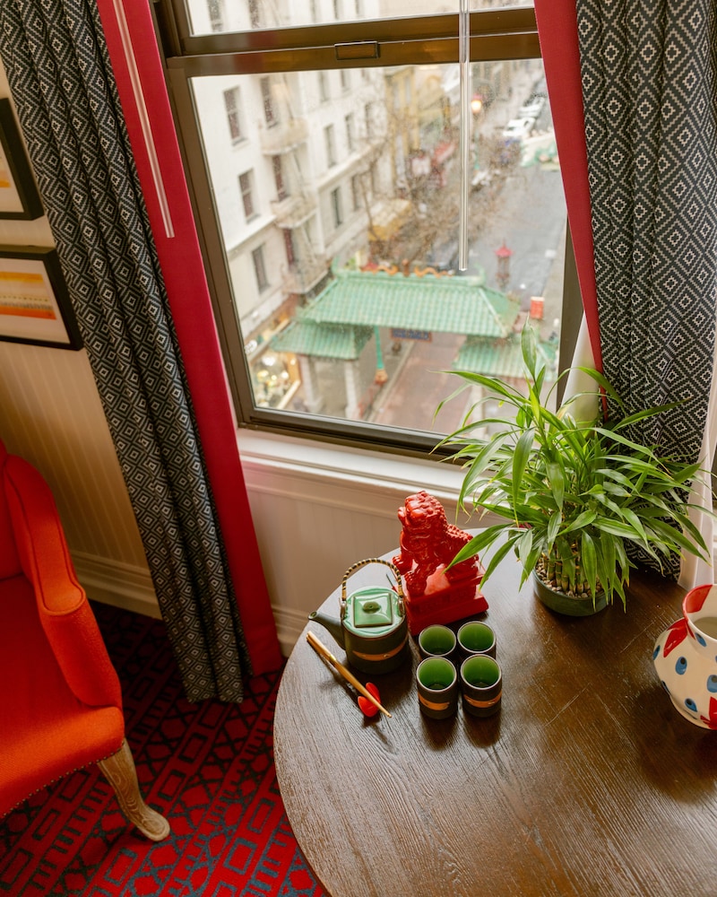 Hotel Triton - photo 37