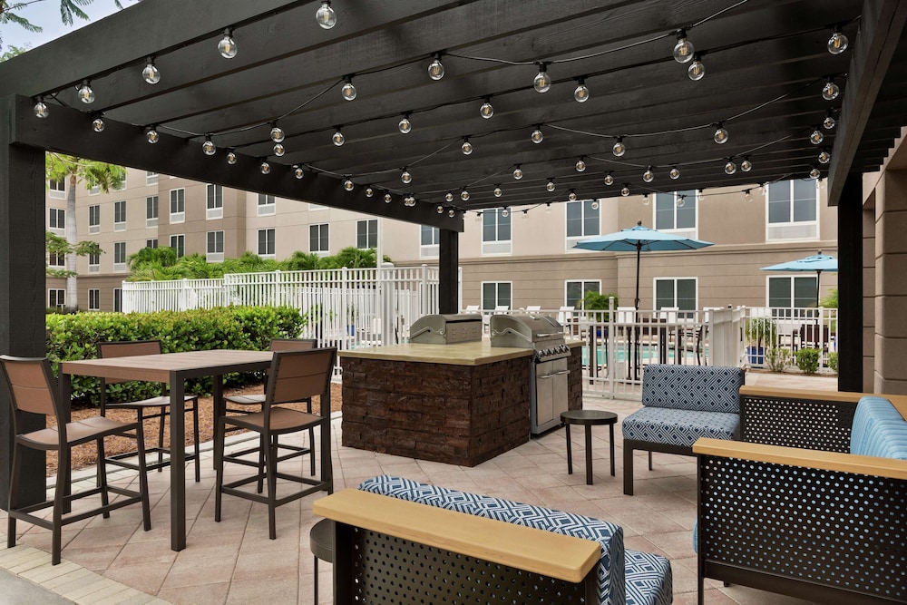 Homewood Suites by Hilton Fort Myers Airport FGCU - photo 39