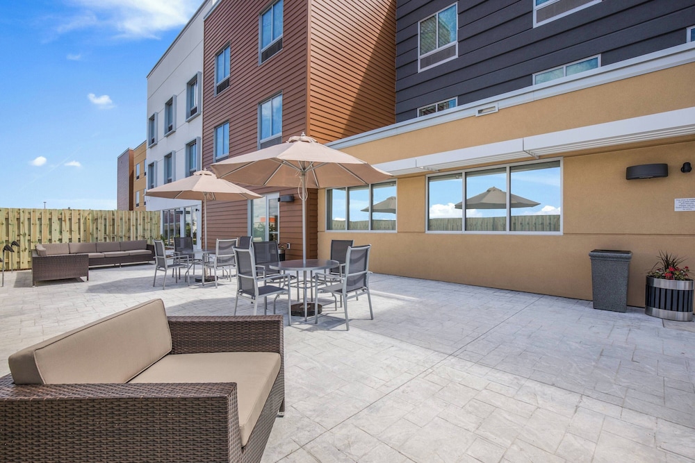 Fairfield Inn & Suites by Marriott Whitewater - photo 27
