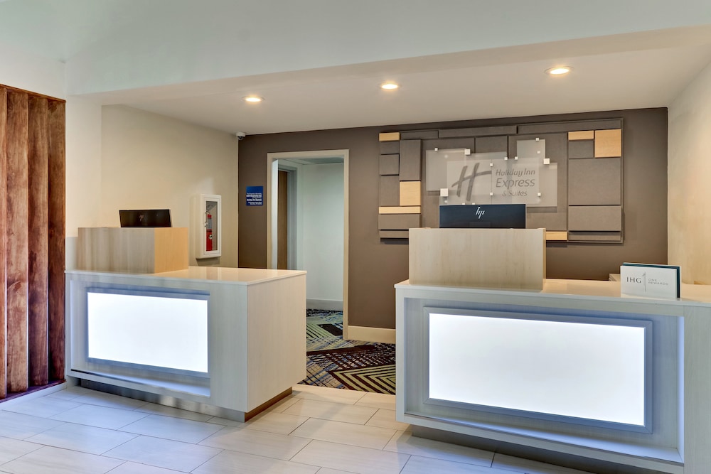 Holiday Inn Express Hotel & Suites Bad Axe by IHG - photo 62