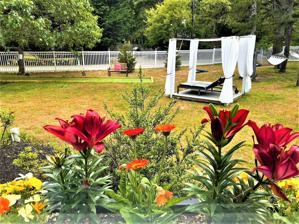 The Seagrove Suites & Guest Rooms - photo 73