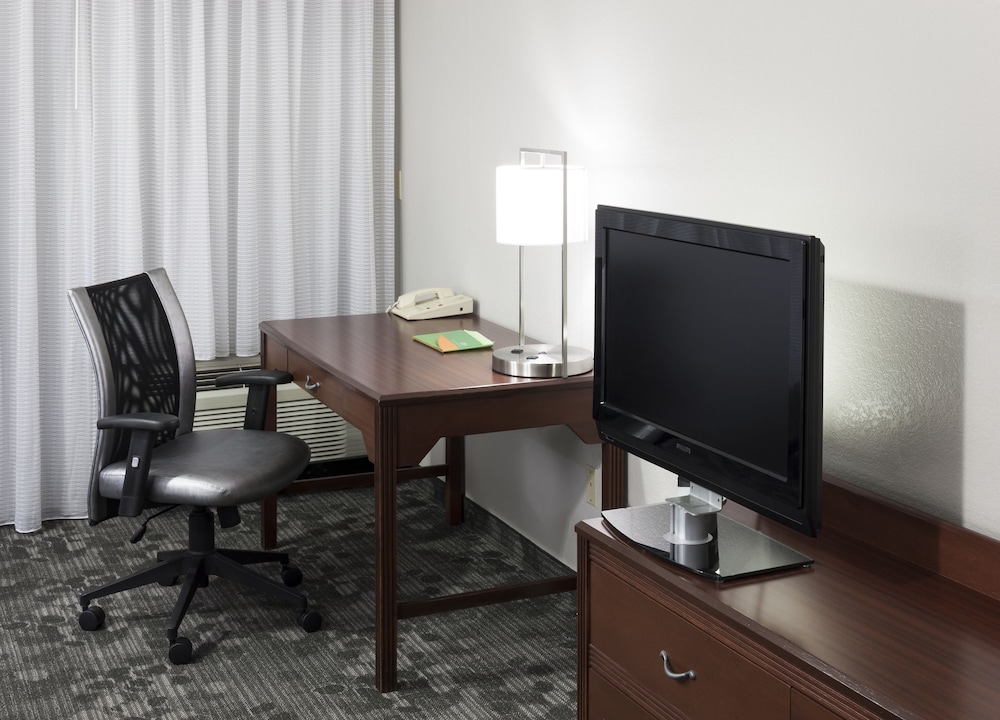 Courtyard by Marriott Wichita East - photo 3