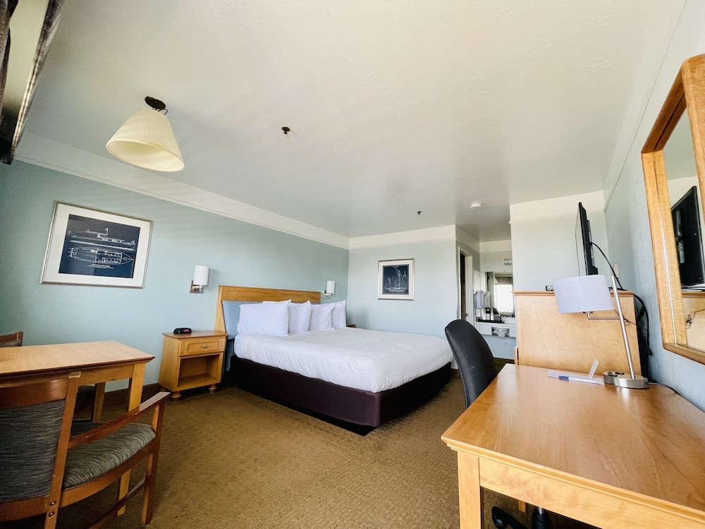 Seabird Lodge - photo 7