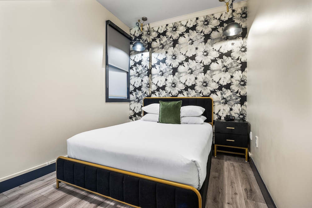 Hotel Epik - photo 12