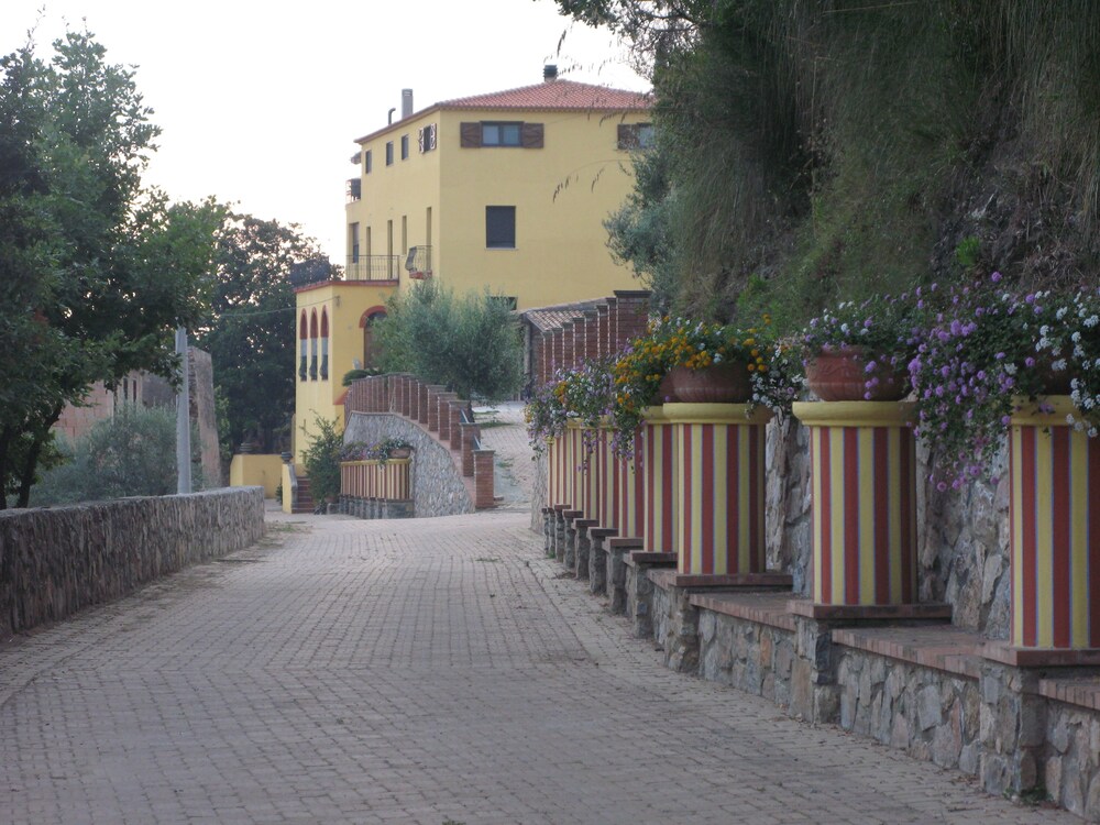 Le Terre Di San Leonardo — hotel in Cetraro